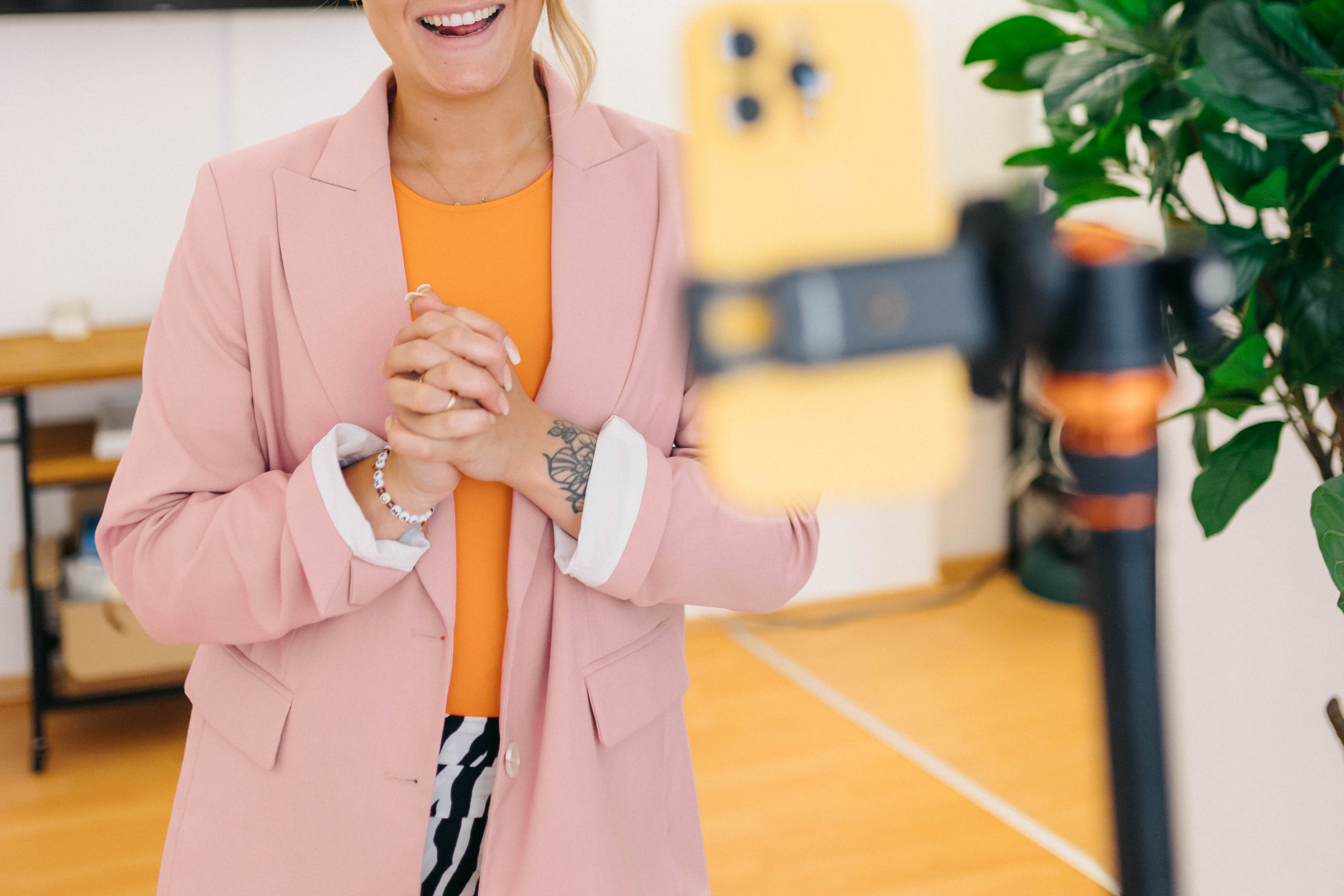 SFVC (Short-Form Video Content)