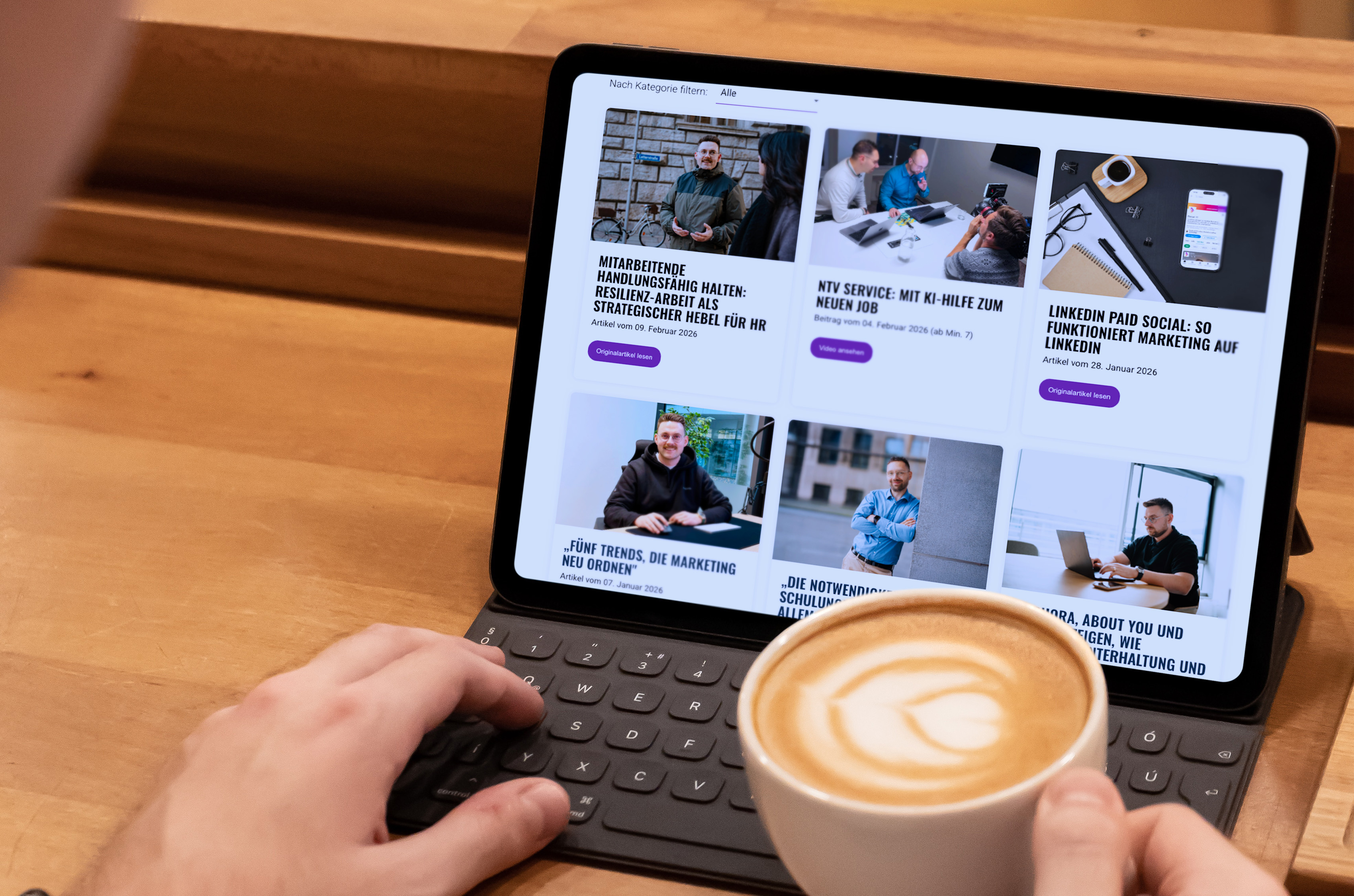 iPad-Pro-Mockups-volume-02-007-1